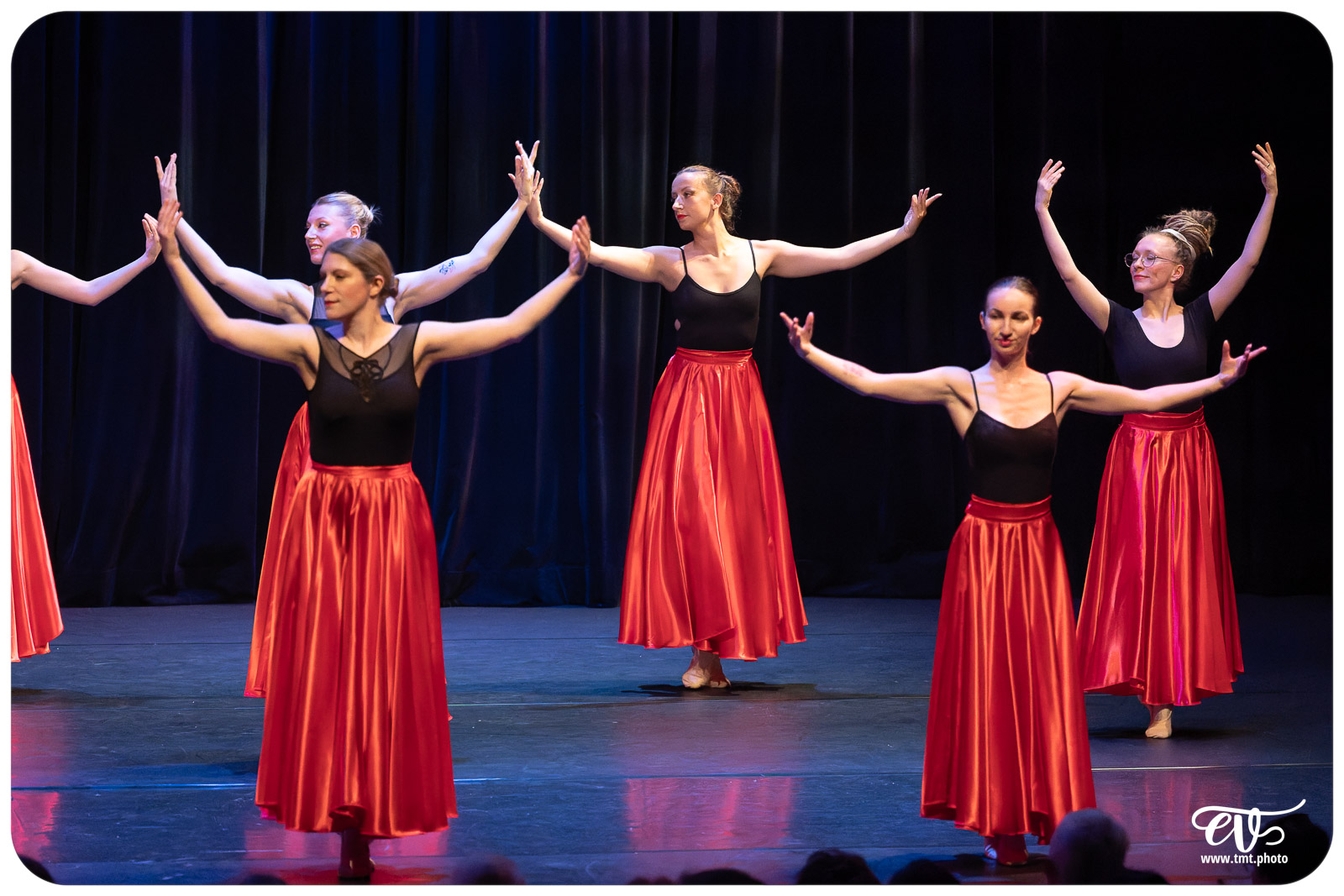 ECOLE DE DANSE CÉCILE ADAMOW